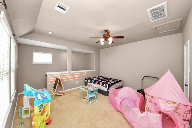 Building Photo - 6810 Hunters Trace Ln