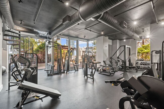 Building Photo - High-rise Luxury 1 Bedroom Buckhead Condo, Skyline Views of Atlanta!