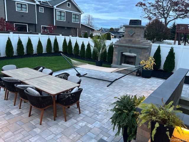 Building Photo - 169 N Manhattan Ave