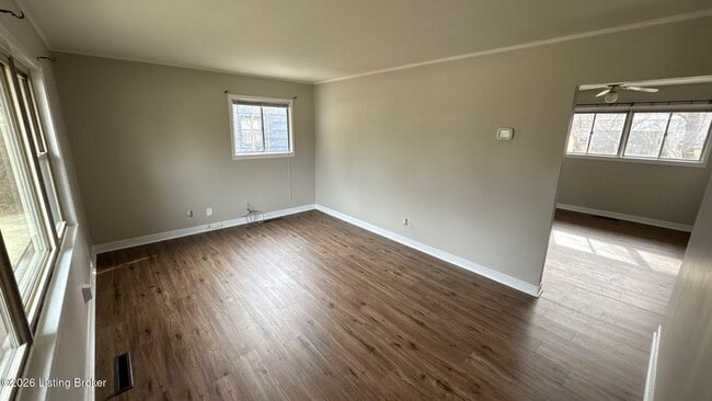 Building Photo - 3122 Commander Dr