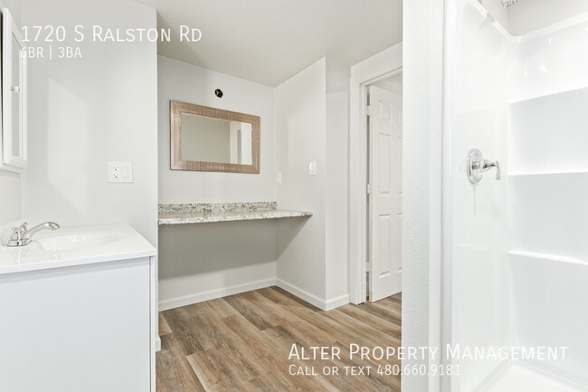 Building Photo - 1720 S Ralston Rd