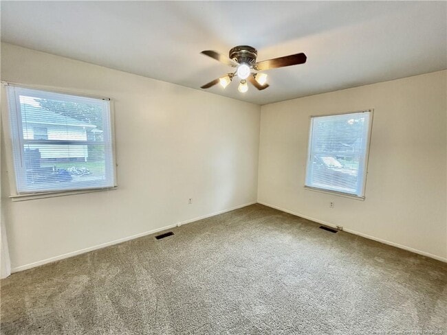 Building Photo - 717 Rockwood Dr