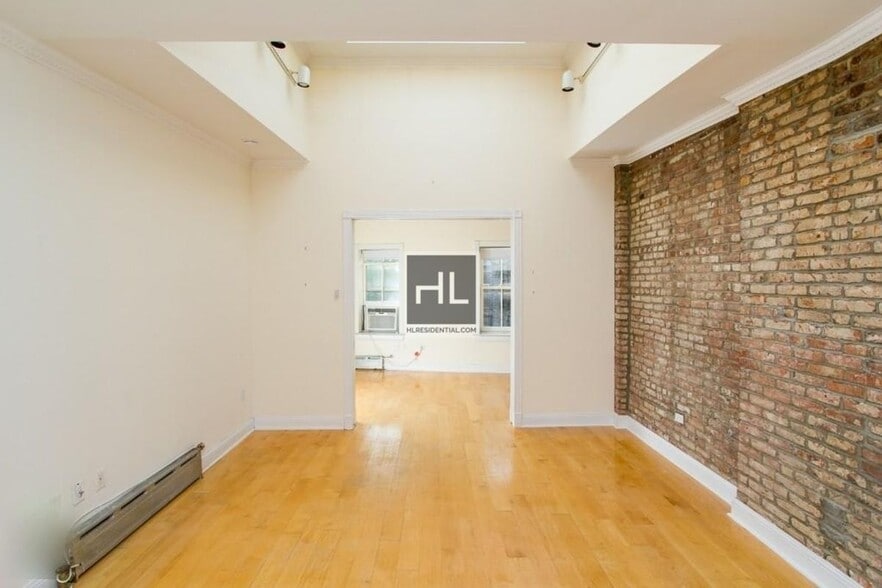 Building Photo - Christopher Street