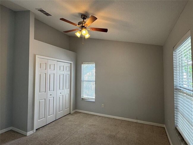 Building Photo - 2915 Amber Oak Dr