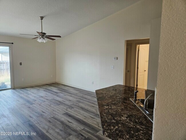 Building Photo - 15379 Bareback Dr