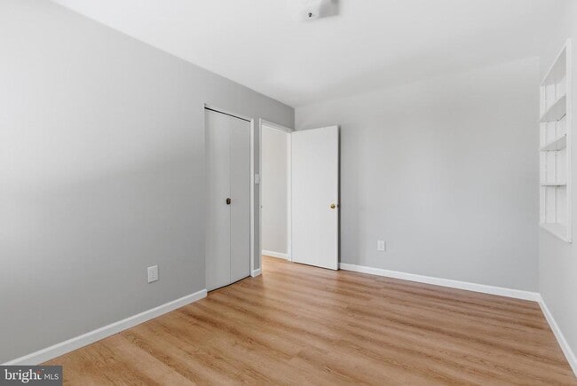 Building Photo - 1813 Olmstead Dr