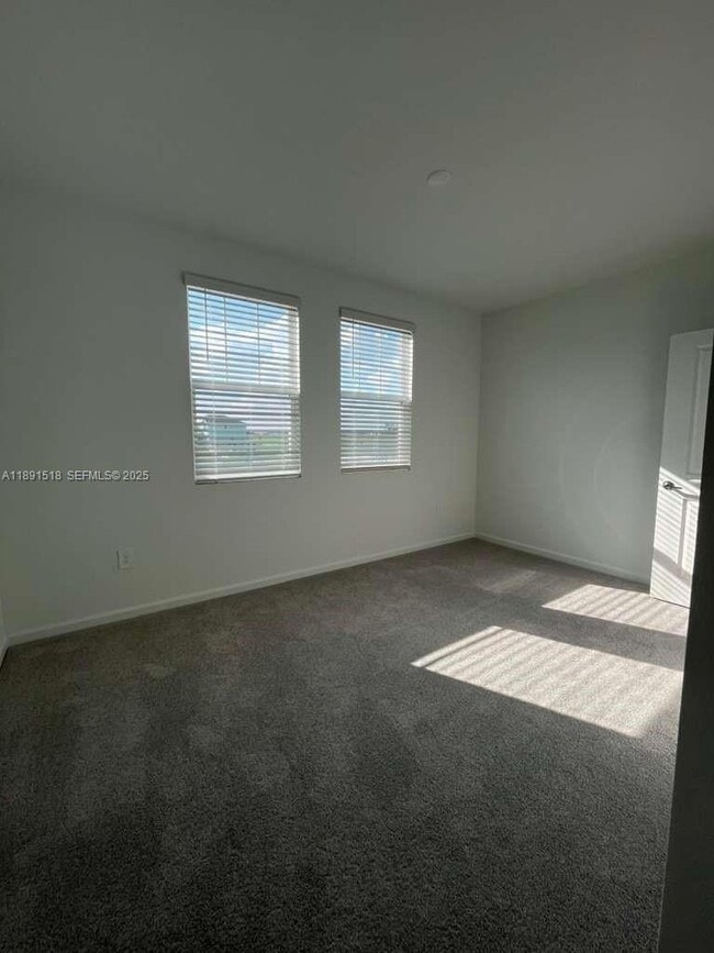 Building Photo - 5984 Zen Wy