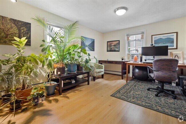 Building Photo - 55 Waterhouse St