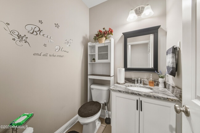 Building Photo - 213 E Peck Blvd