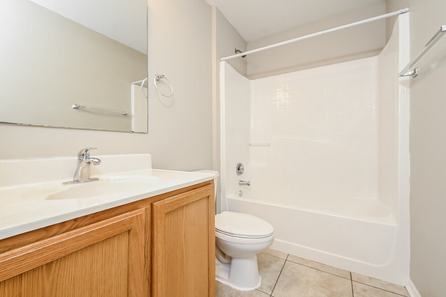 Building Photo - 1734 Eagle Pines Circle