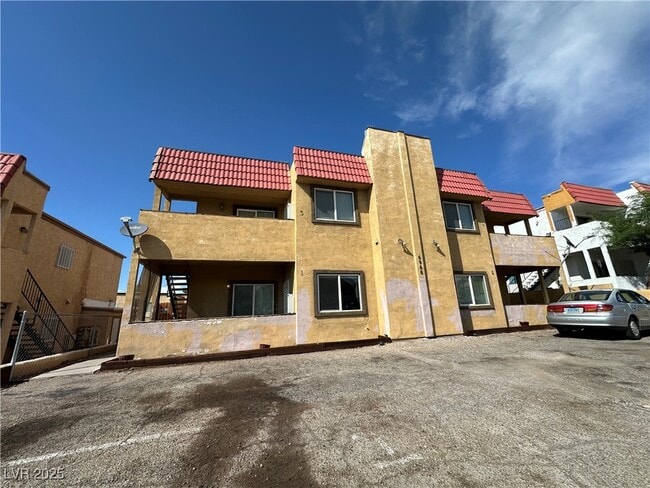 Building Photo - 6966 Issac Ave
