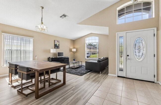 Building Photo - 7907 Magnolia Bend Ct