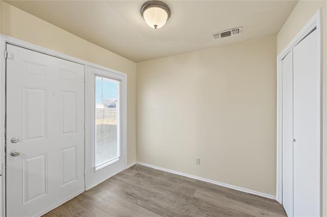 Building Photo - 911 Wellridge Dr
