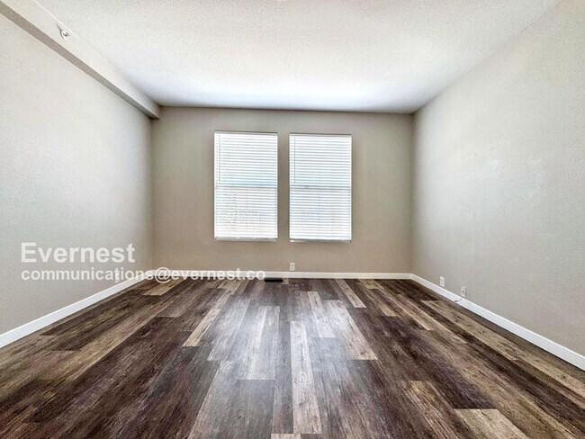 Building Photo - 9758 Laredo St.