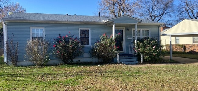 Primary Photo - 2432 N Xanthus Ave