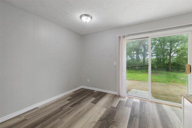 Building Photo - 3201 Forestdale Ln