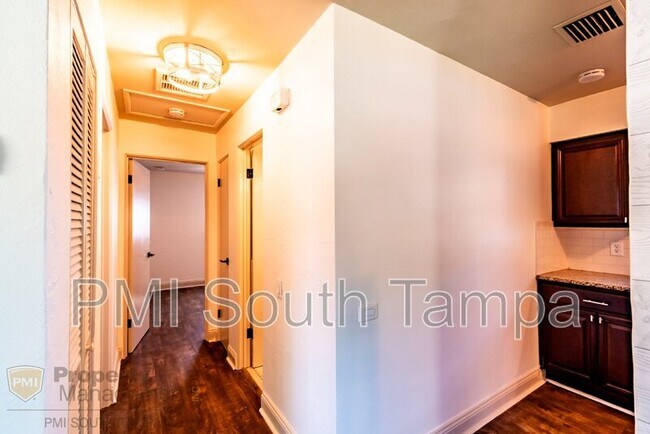 Building Photo - 12174 83rd Ave N
