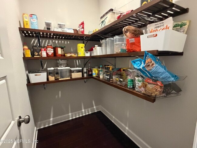 Building Photo - 168 Bronson Pkwy