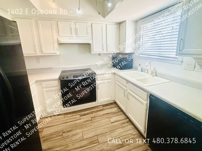Building Photo - 1402 E Osborn Rd