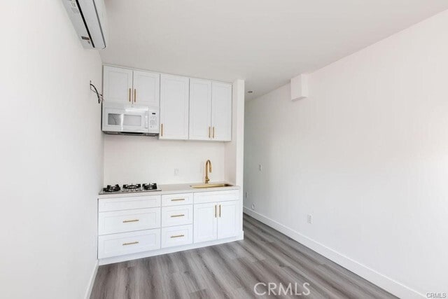 Building Photo - 4167 Willimet Ave