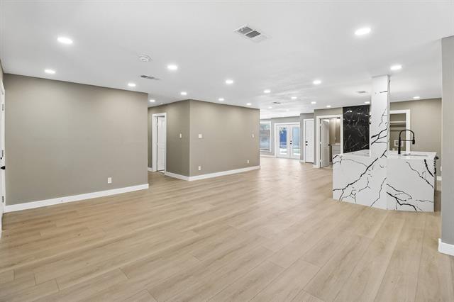 Building Photo - 10711 Cromwell Dr