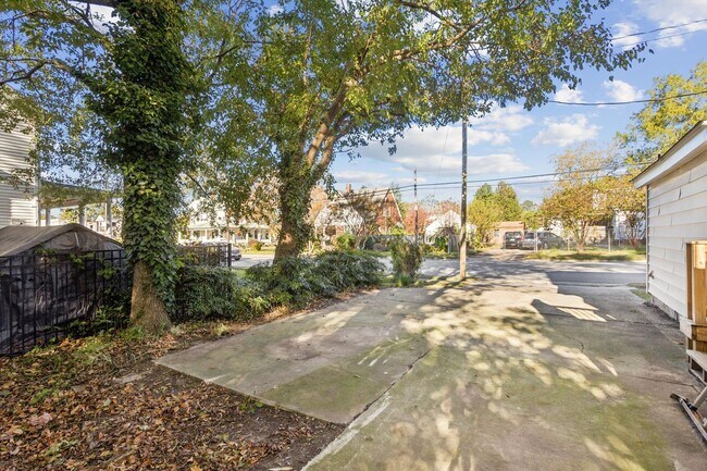 Building Photo - Call Sabrina Thomas Office at 757-767-0767 for more information