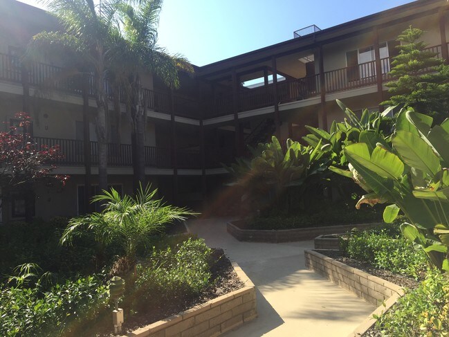 Building Photo - 4507 Spencer St