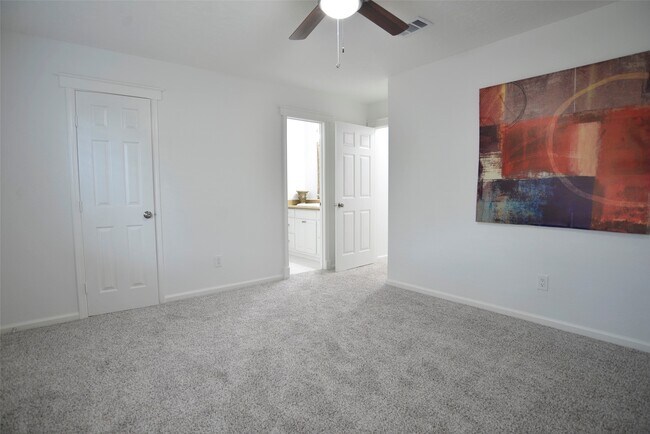 Building Photo - 2797 Wood Hollow Dr