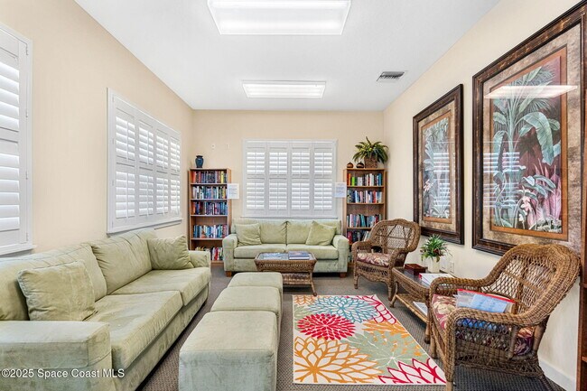 Building Photo - 3720 Alamanda Key Dr