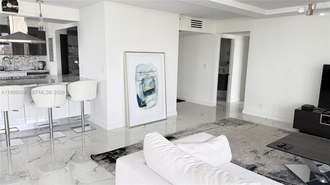 Building Photo - 19707 Turnberry Way