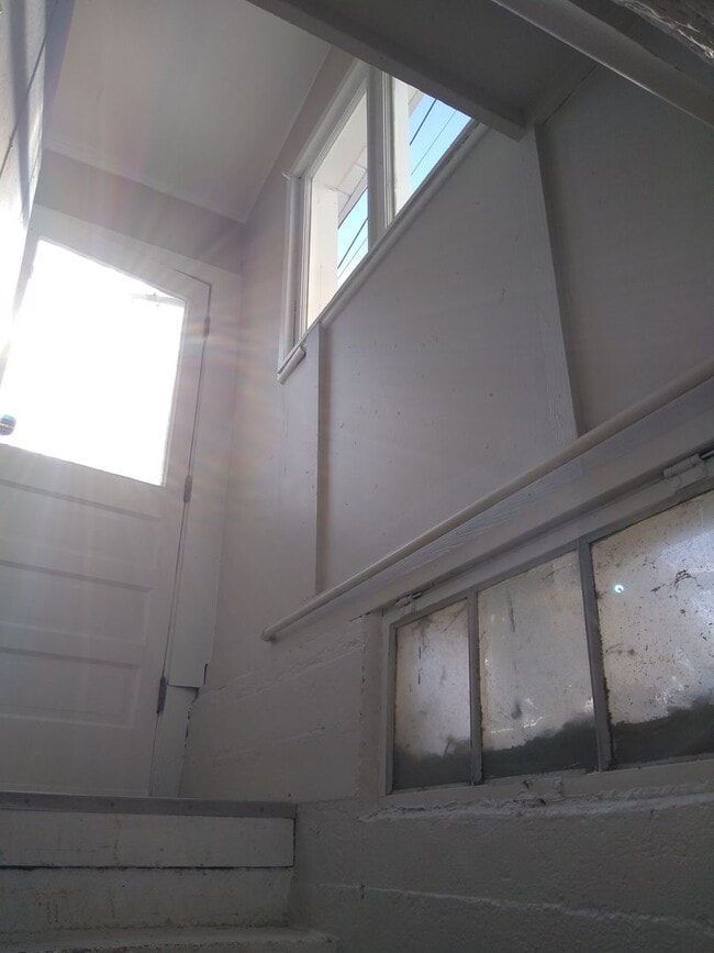 Building Photo - DU Charming 1920's Bungalow 2 Beds 1 Bath  Available Now