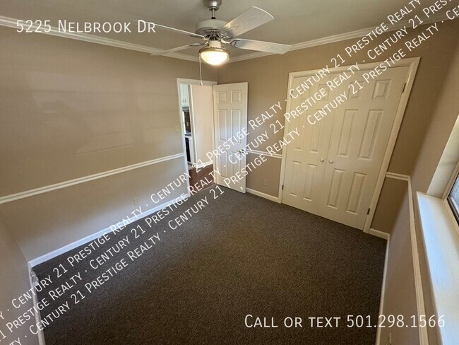 Building Photo - 5225 Nelbrook Dr