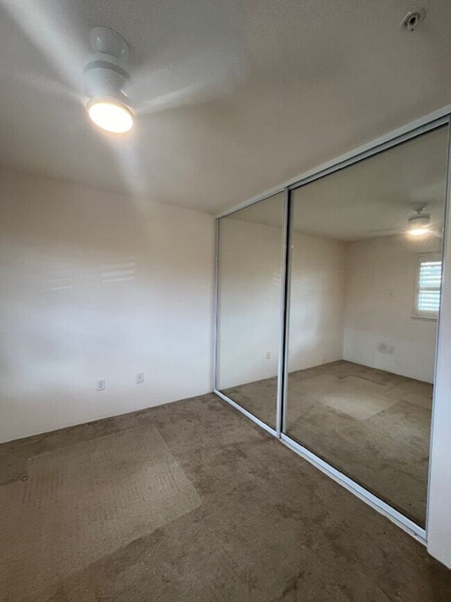 Building Photo - Nohona III at Kapolei 3 bedroom/2 bath with 1 car garage.