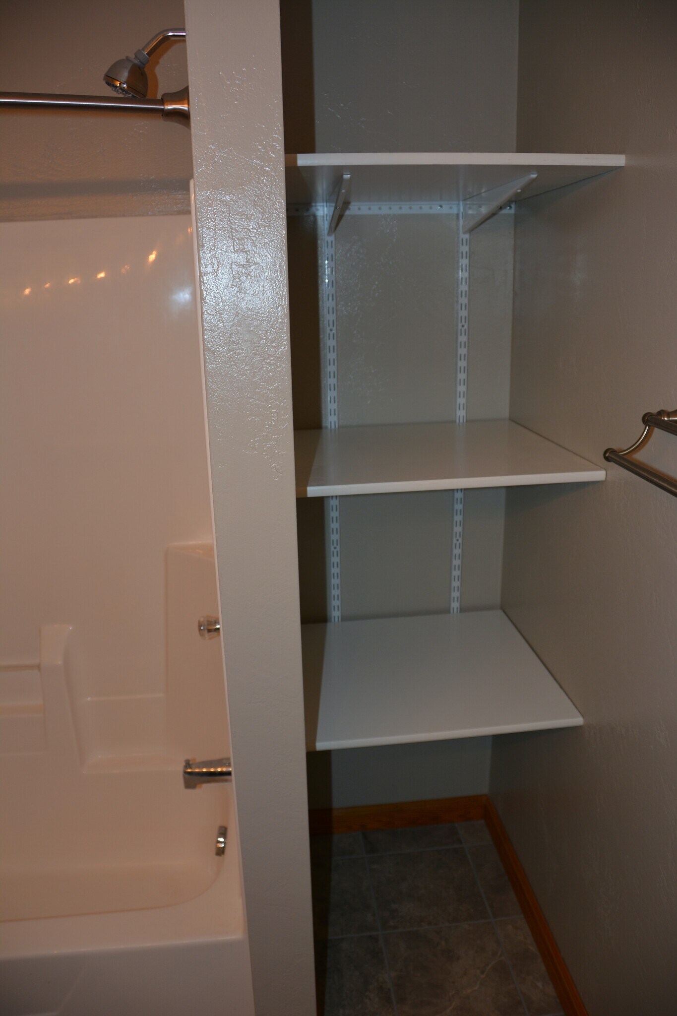 Building Photo - 327 Cordy Lane