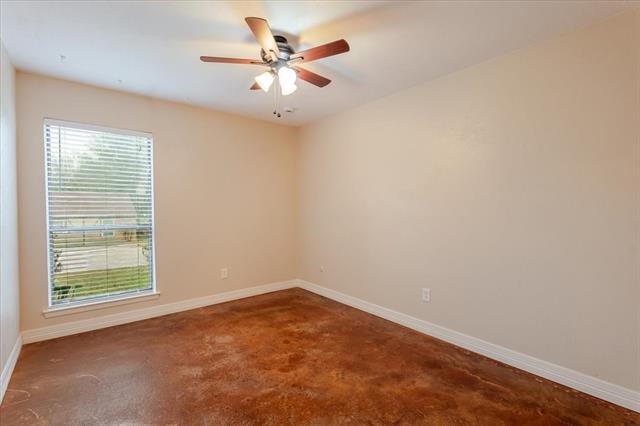 Building Photo - 5615 Espanola Dr