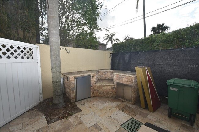 Building Photo - 1007 Edison Park Ct