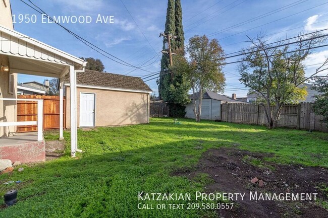 Building Photo - Charming 2-Bedroom Home with Central Locat...