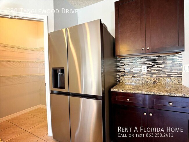 Building Photo - 389 Tanglewood Dr