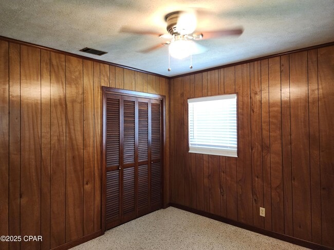 Building Photo - 16236 E Lullwater Dr