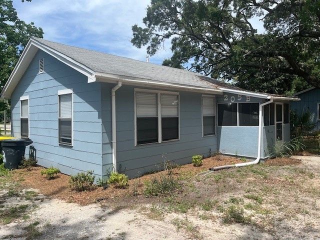 Building Photo - 205 Florida Blanca Pl SE