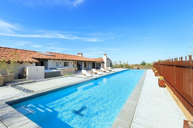 Building Photo - 2122 Rams Hill Dr