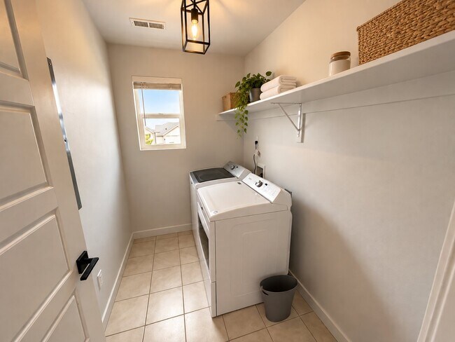 Building Photo - 759 S 290 W