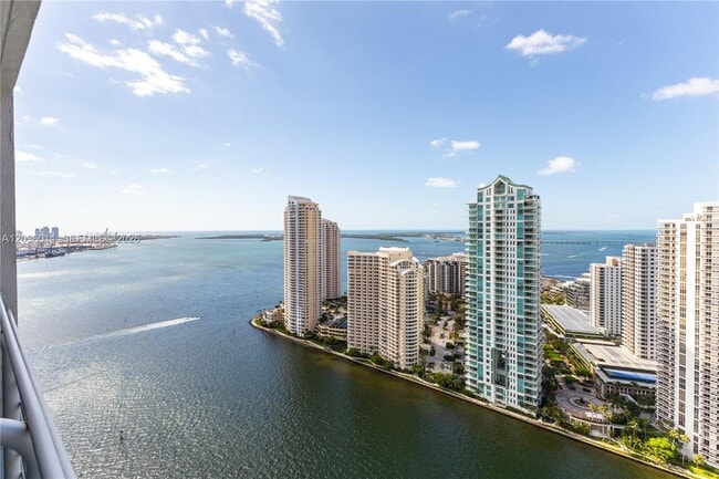 Building Photo - 325 S Biscayne Blvd
