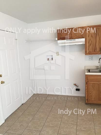 Building Photo - 6658 E 43rd Pl