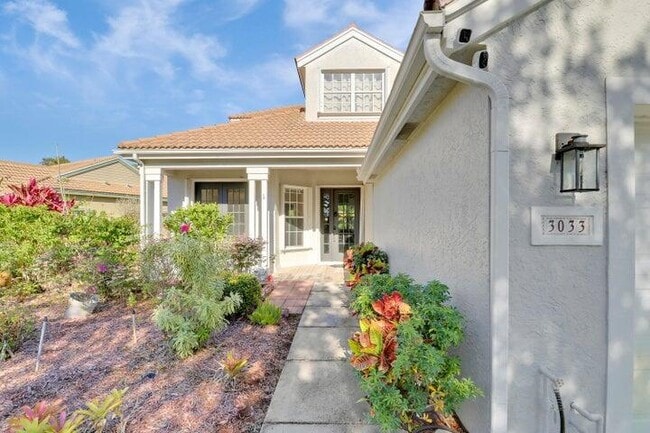 Building Photo - 3033 SE Brierwood Pl