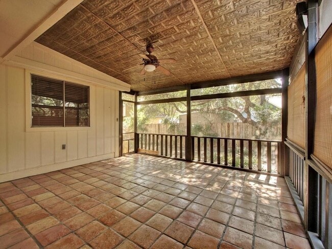 Building Photo - 6305 Evangeline Trail