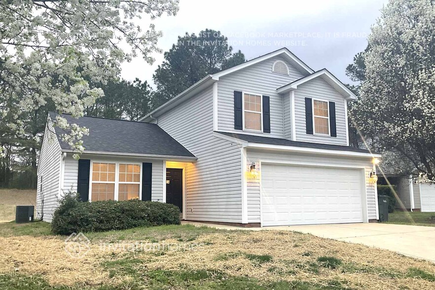 Building Photo - 2524 Captains Watch Rd NE