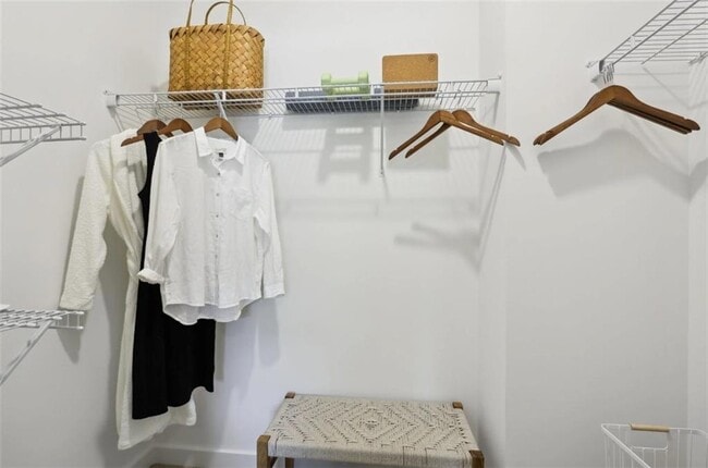 Building Photo - 75 Overlook Pkwy SE