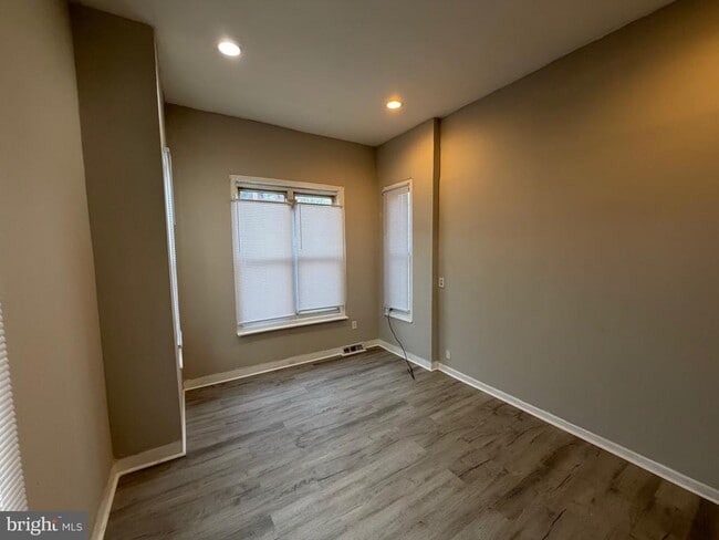 Building Photo - 4643 Leiper St