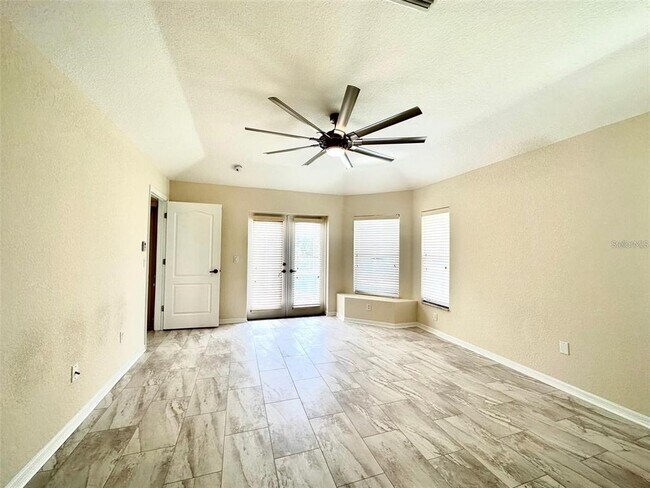Building Photo - 14017 Wenzel Ave